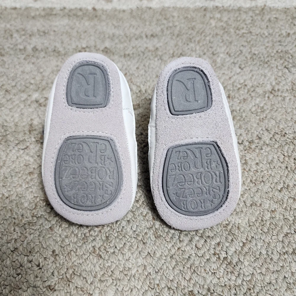 Robeez First Kicks Plaid Baby Shoes 6-9 Months